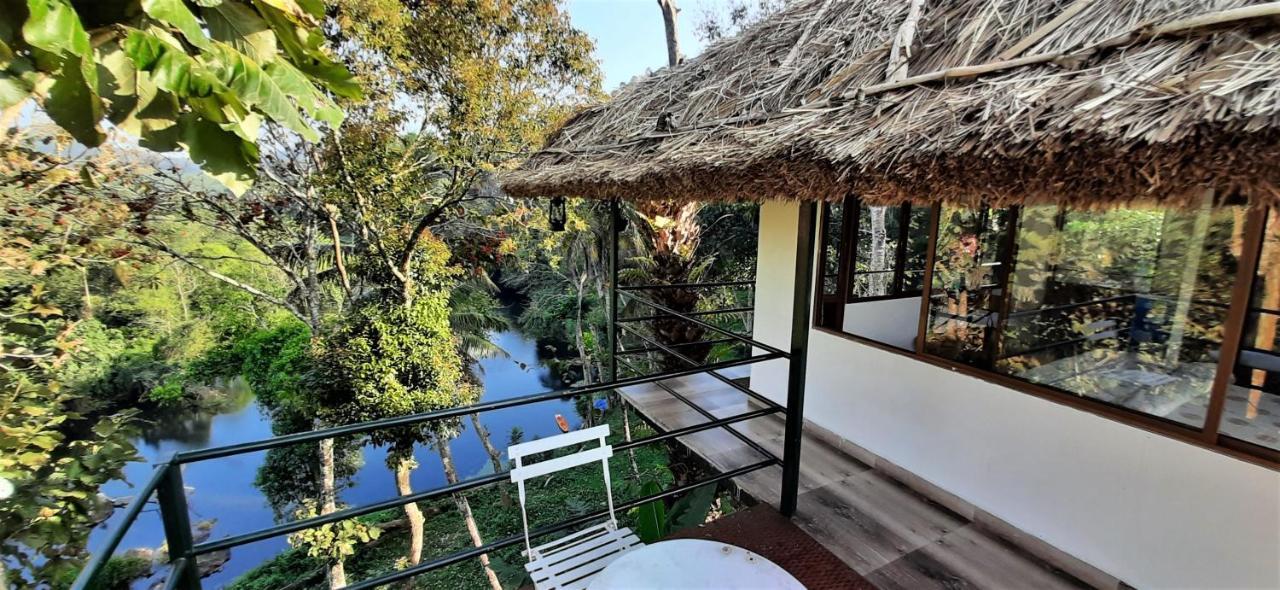 Noah'S Nest Tree House Lägenhet Thekkady Exteriör bild