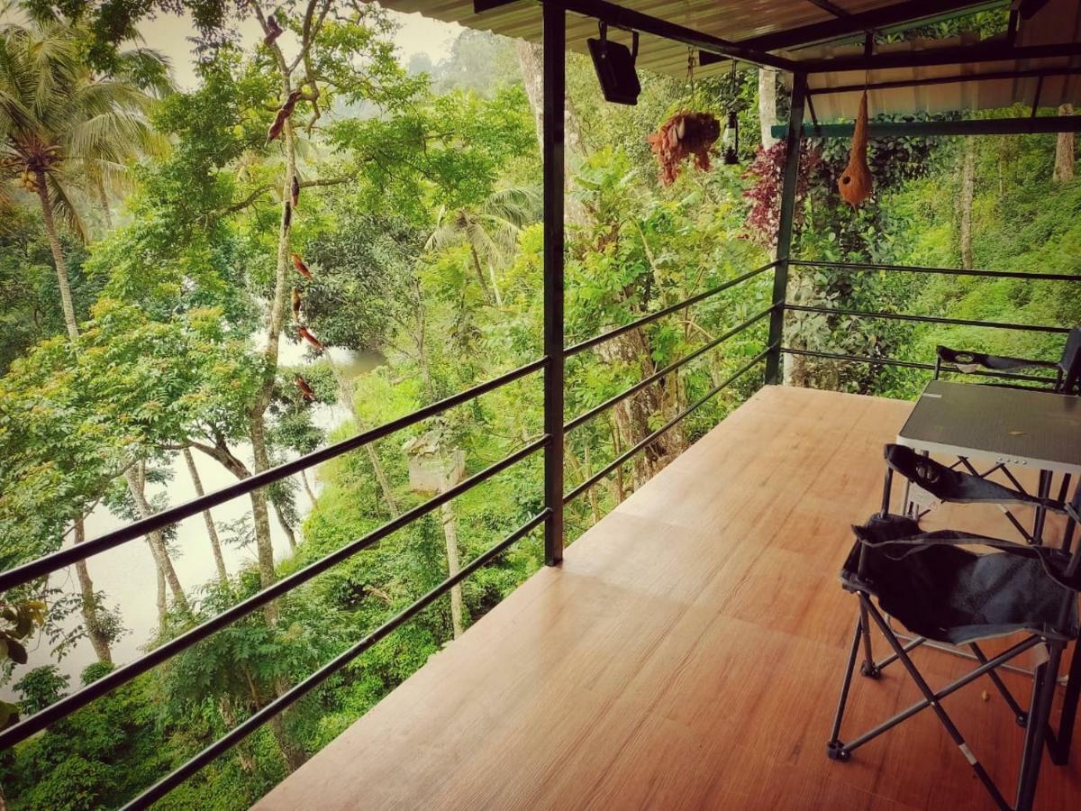 Noah'S Nest Tree House Lägenhet Thekkady Exteriör bild